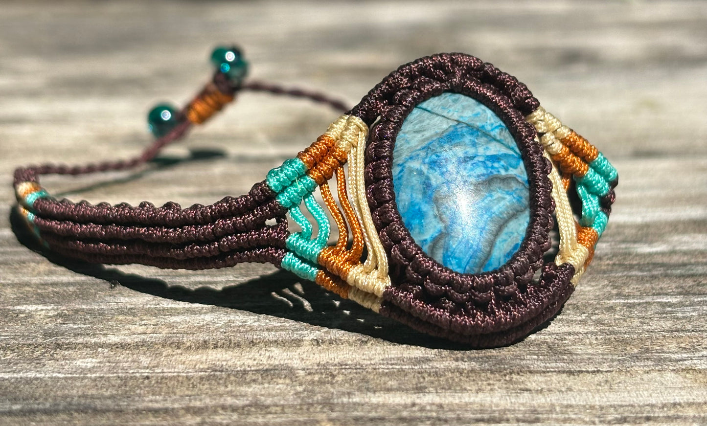Bracelet avec jaspe impérial bleu