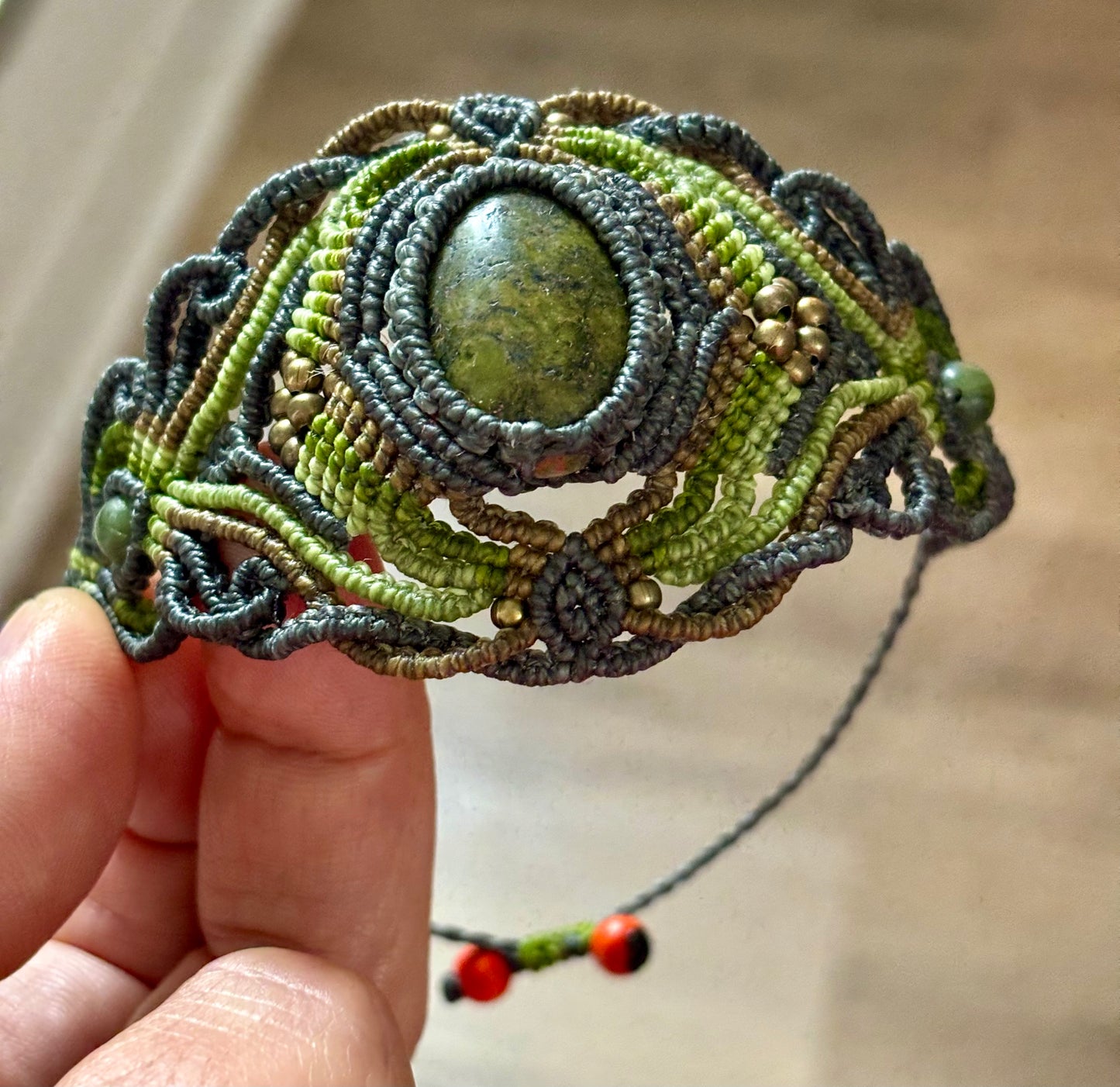 MA001 - Bracelet Manchette et agate mousse