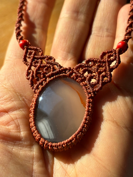 CO-00 - Collier « Lumière » - Agate Montana et corail rouge
