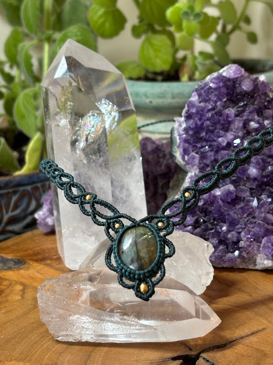 CO-056 - Choker Micromacramé Bleu Sarcelle - Labradorite - Bijou Artisanal